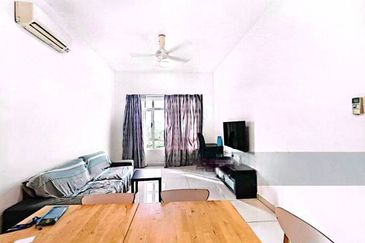 La Thea Residences @ 16 Sierra