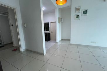 La Thea Residences @ 16 Sierra