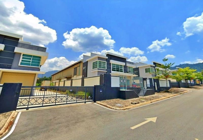 Kawasan Perindustrian Hi Tech 7