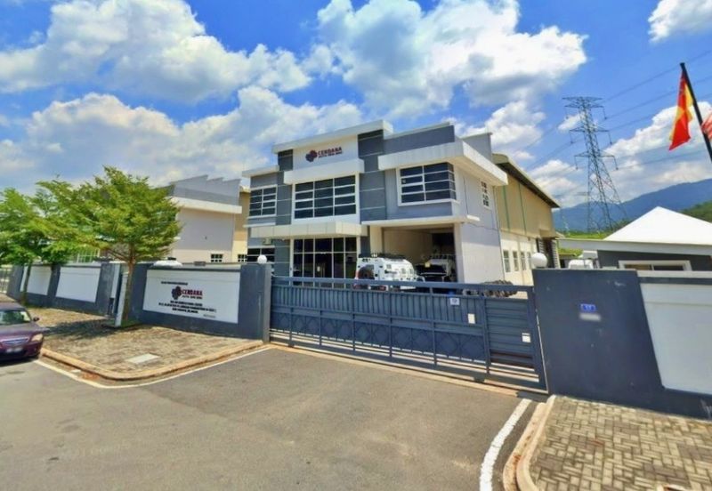 Kawasan Perindustrian Hi Tech 7