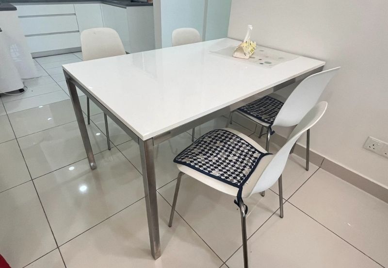 La Thea Residences @ 16 Sierra