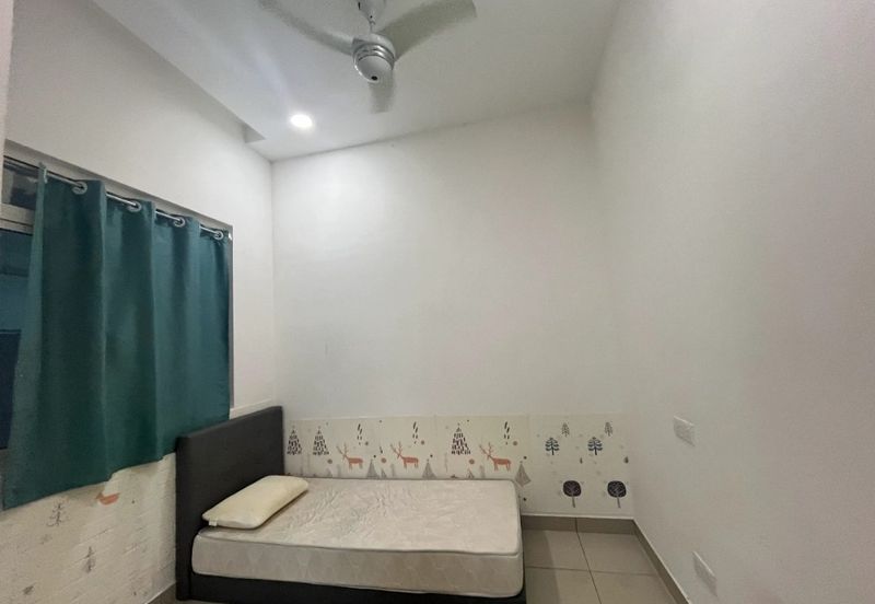 La Thea Residences @ 16 Sierra