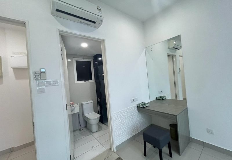 La Thea Residences @ 16 Sierra