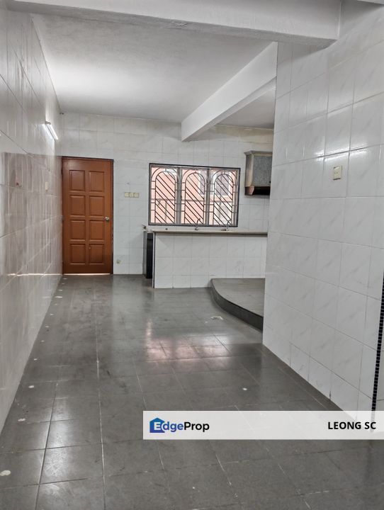 Taman Bukit Serdang Terrace House For Rent , Selangor, Seri Kembangan