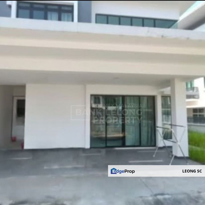 16 Sierra 3 Storey Semi Detached House Auction Unit For Sale , Selangor, Puchong South