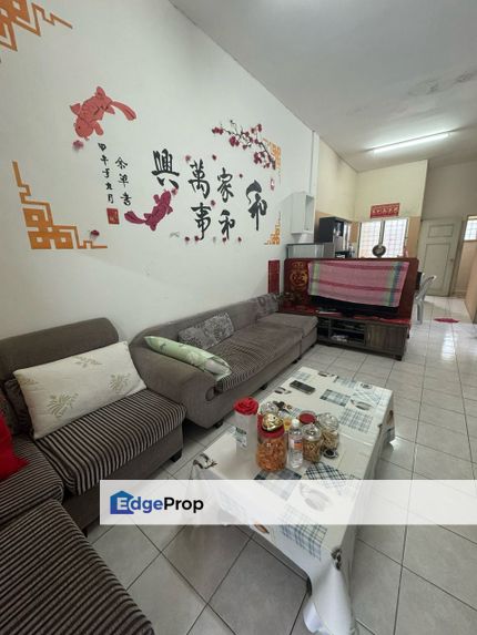 Single Storey Intermediate House At 7th Miles For Sale, Sarawak, Kuching