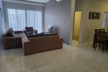 Urbaneeze Apartment
