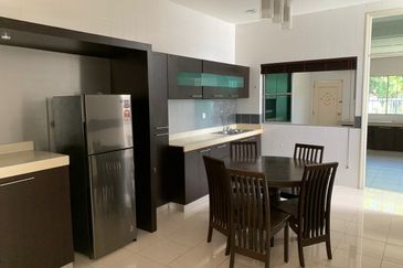 Taman Centurion Stutong Baru Double storey Terrace Corner For rent 