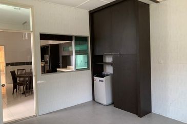 Taman Centurion Stutong Baru Double storey Terrace Corner For rent 