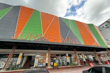 Summer mall Ground floor shop For Sale  