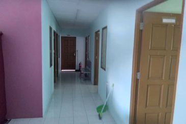 Hui Sing Old Folk House for Rent