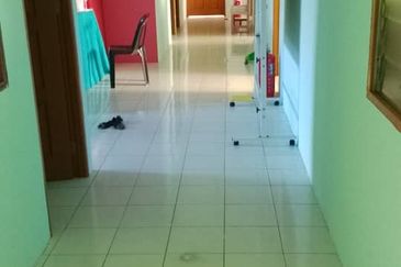 Hui Sing Old Folk House for Rent