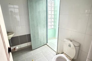 Single Storey Semi-D @ Stutong Baru For Rent