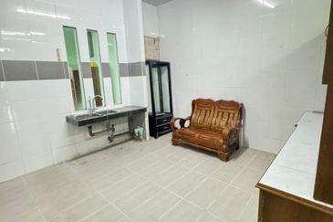 Single Storey Semi-D @ Stutong Baru For Rent