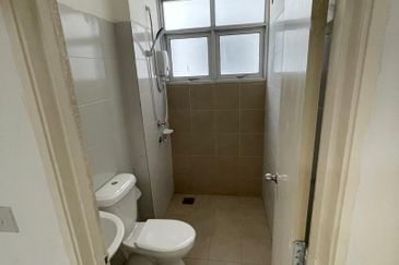 Prima Bintawa High Floor Apartment For Rent