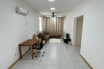 Prima Bintawa High Floor Apartment For Rent