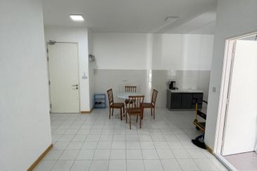 Prima Bintawa High Floor Apartment For Rent