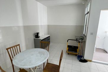 Prima Bintawa High Floor Apartment For Rent