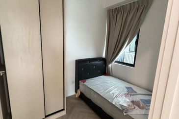 Upton Residence For Rent 