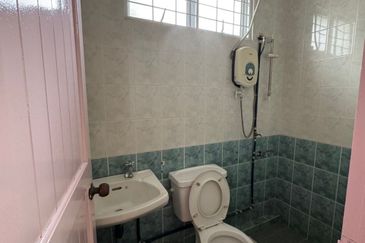 Taman Janting, Batu Kawa Double Storey Semi-D For Sale