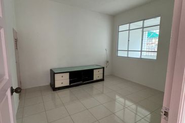 Taman Janting, Batu Kawa Double Storey Semi-D For Sale