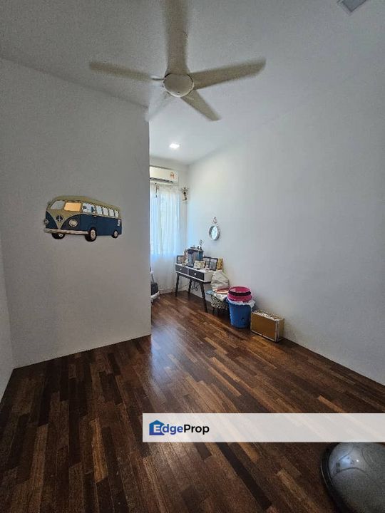 Double Storey Terrace Intermediate at Taman Impiana 10th Mile For Sale, Sarawak, Kuching