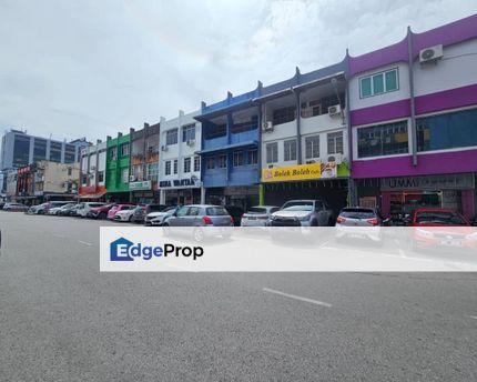 3 Storey Intermediate Shoplot at Rubber Road For Sale, Sarawak, Kuching