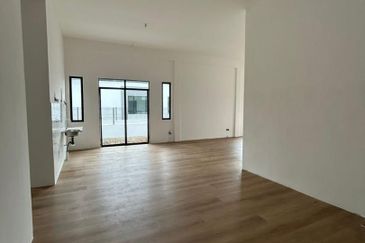 Matang Westhill Avenue Single Storey Semi D For Sale