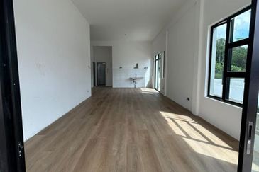 Matang Westhill Avenue Single Storey Semi D For Sale