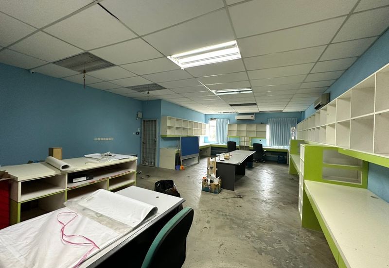 Stutong Shoplot For Rent