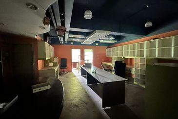 Stutong Shoplot For Rent