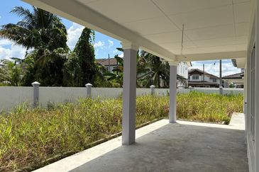Double storey Terraced corner at Samarahan For Sale