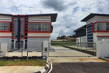 12 Mile Sidanu Light Industrial Park For Sale