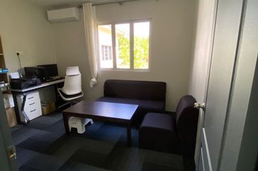 Samariang Semi Detached Single Storey House For Sale