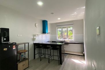 Samariang Semi Detached Single Storey House For Sale