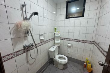 Village Grove Condominium