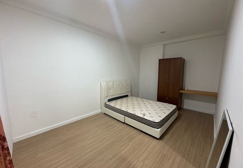 Village Grove Condominium