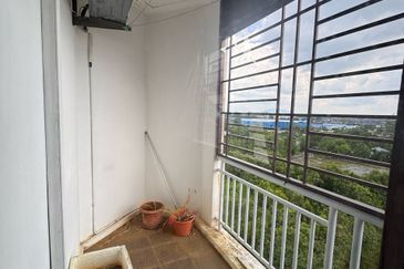 Village Grove Condominium