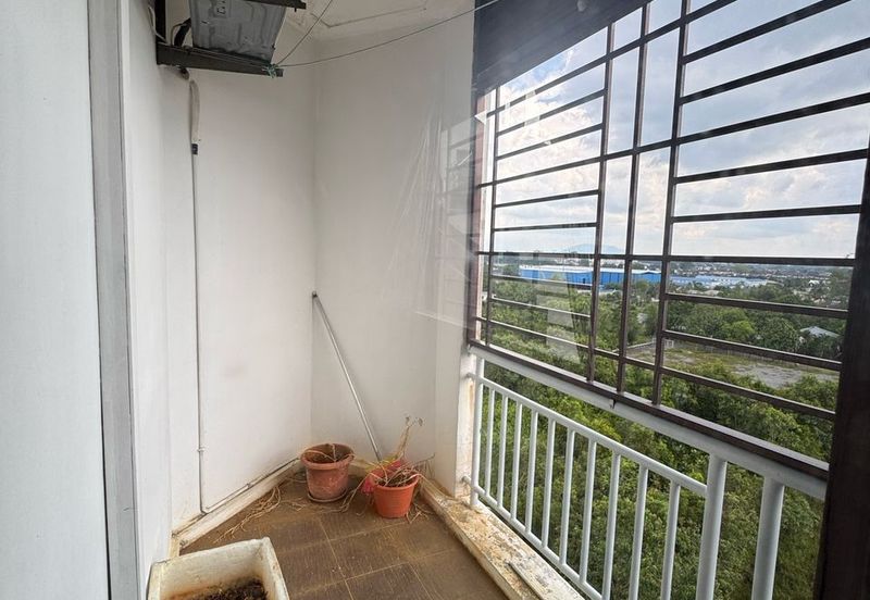 Village Grove Condominium