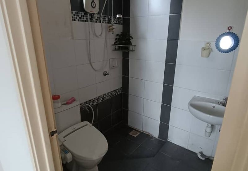 SkyVilla Condominium