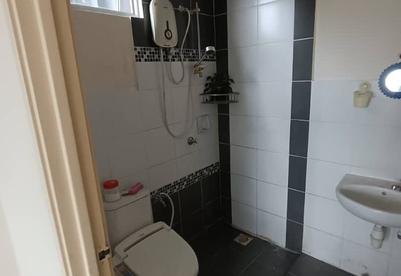 SkyVilla Condominium