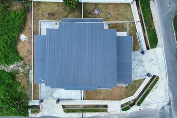 Stapok  Double Storey Semi Detached House For Sale