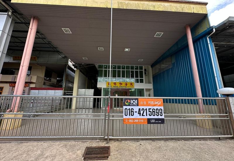 Batu Kawa Double Storey Semi-Detached Warehouse For Sale