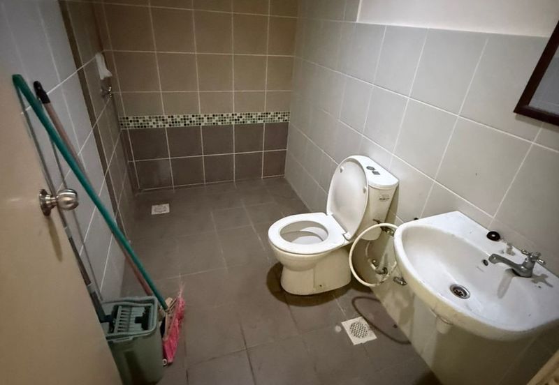 SkyVilla Condominium