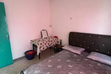 Kenyalang Double Storey Intermediate Terrace For Rent