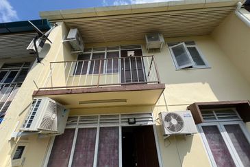 Kenyalang Double Storey Intermediate Terrace For Rent