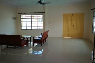 Merdang Gayam samarahan Double Storey Corner For Rent