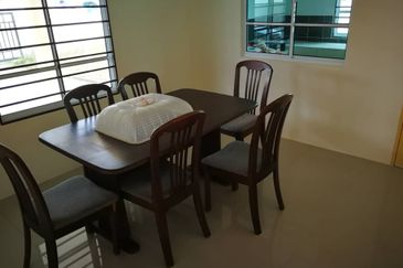 Merdang Gayam samarahan Double Storey Corner For Rent