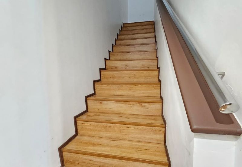 Stutong Double storey terrace corner For Sale