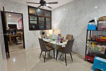 Stutong Double storey terrace corner For Sale